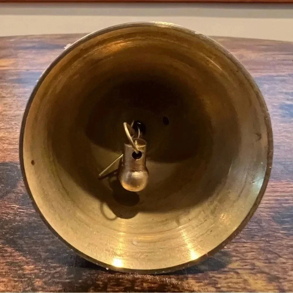 VINTAGE: Solid brass bell. - Picture 2 of 8